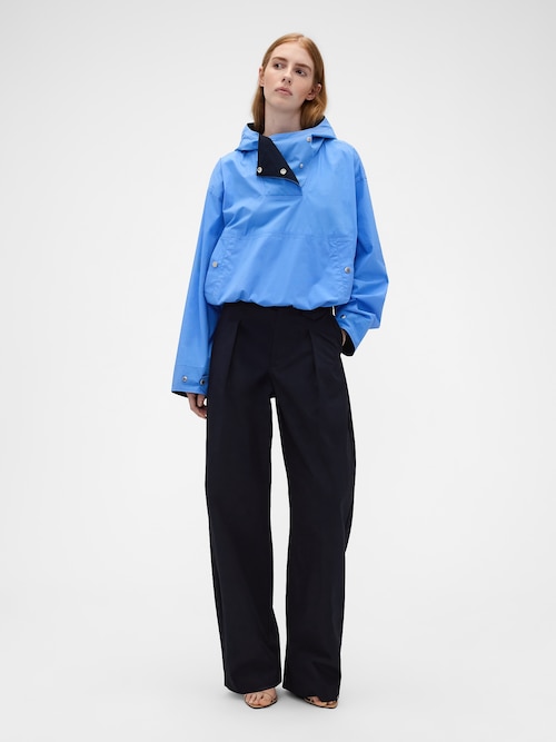 Gap &times; Victoria Beckham ハイライズ プリーツ アーチトラウザー
