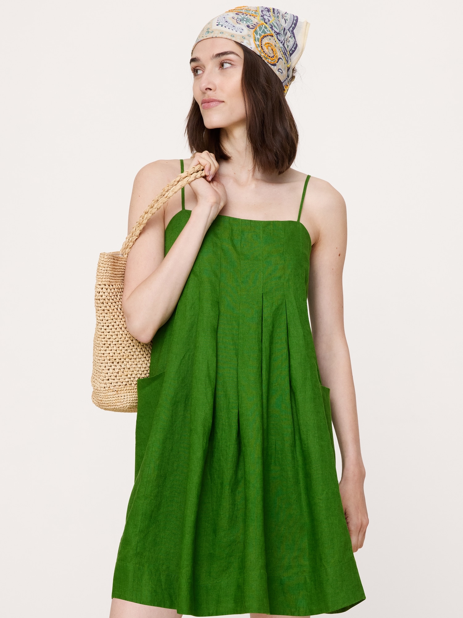 ROBE COURTE EN LIN