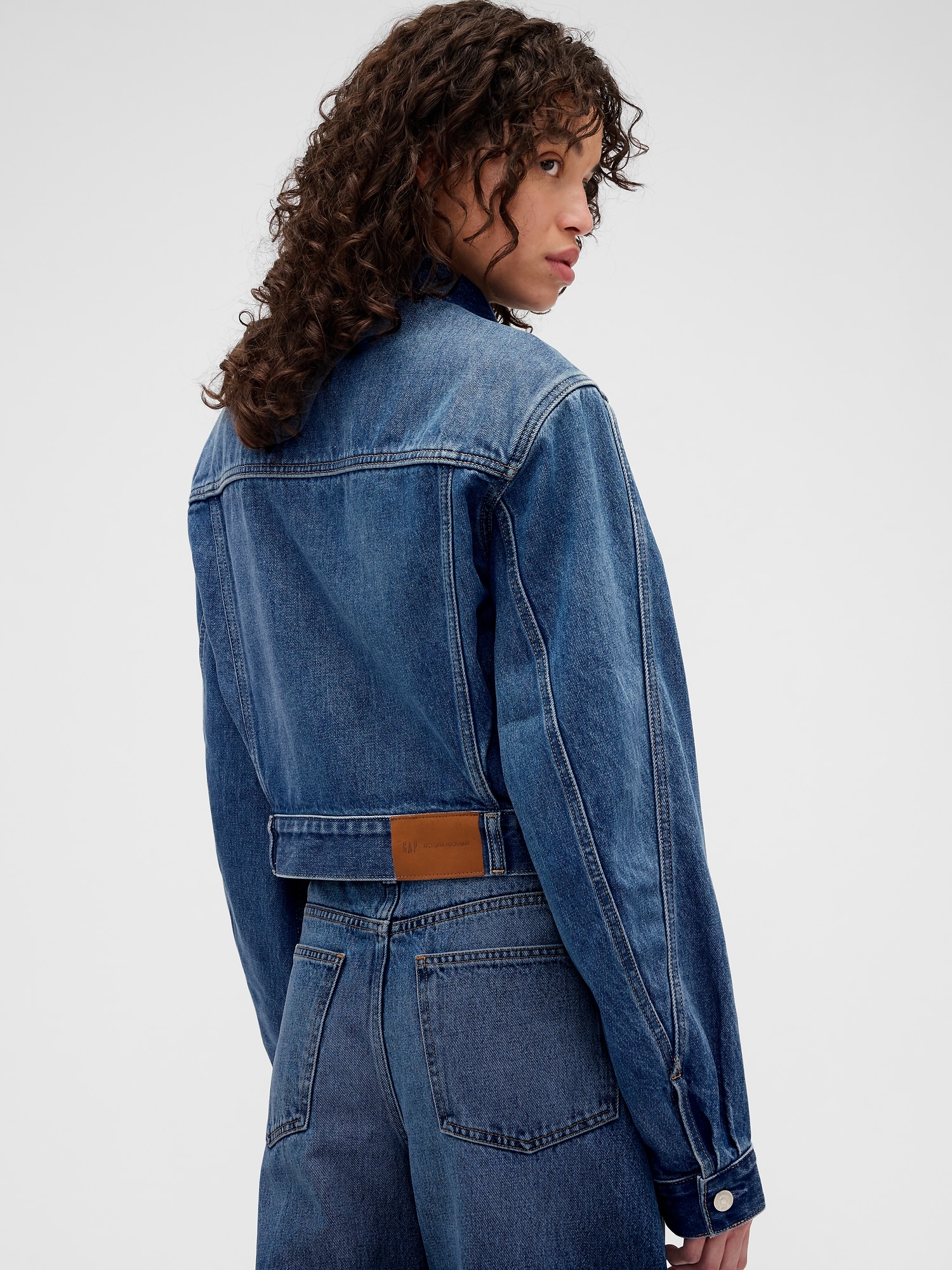 Victoria Beckham Relaxed Crop Denim Jacket
