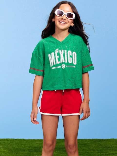 T-SHIRT DROIT À ENCOLURE EN V À DENTELLE COUPE DU MONDE DE LA FIFA 26™, MEXIQUE POUR FILLE