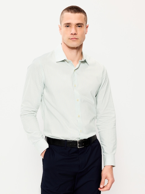 CHEMISE HABILLÉE EMBLÉMATIQUE PRO PERFORMANCE, COUPE ÉTROITE