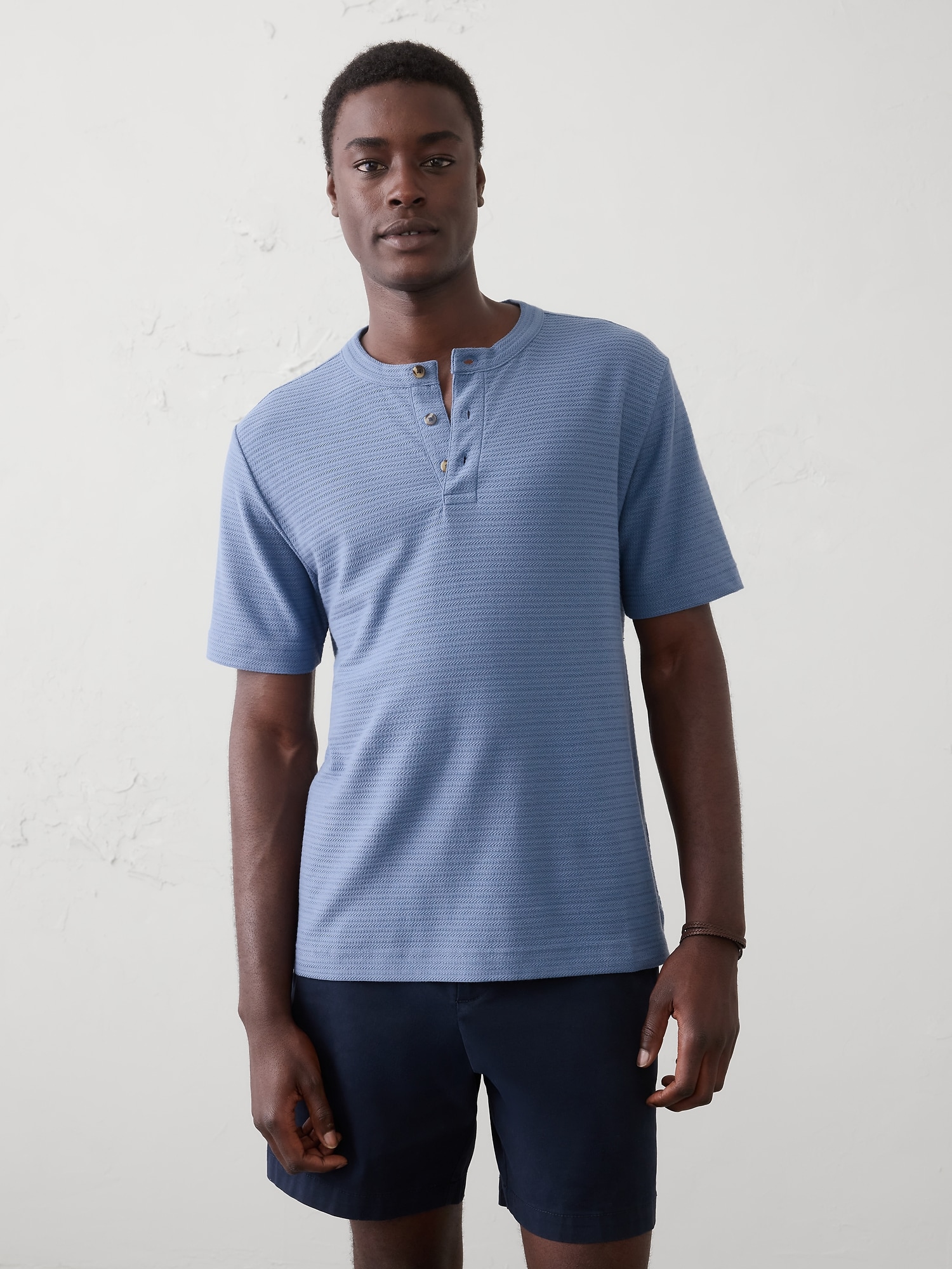 Standard-Fit Textured Henley