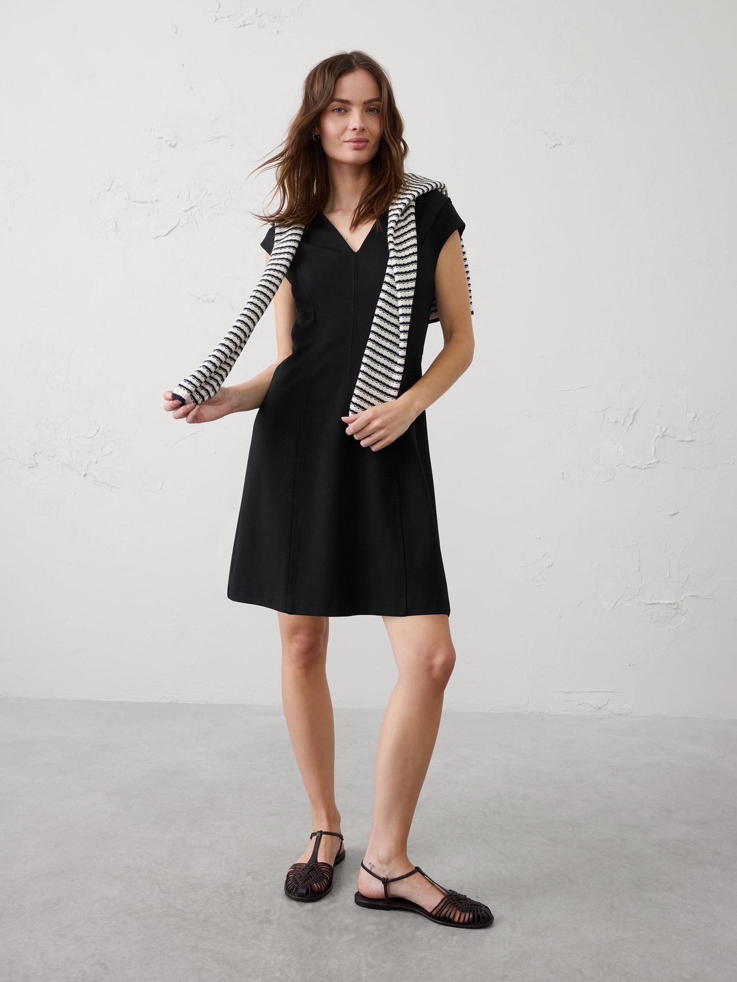 Ponte Seamed Hourglass Mini Dress