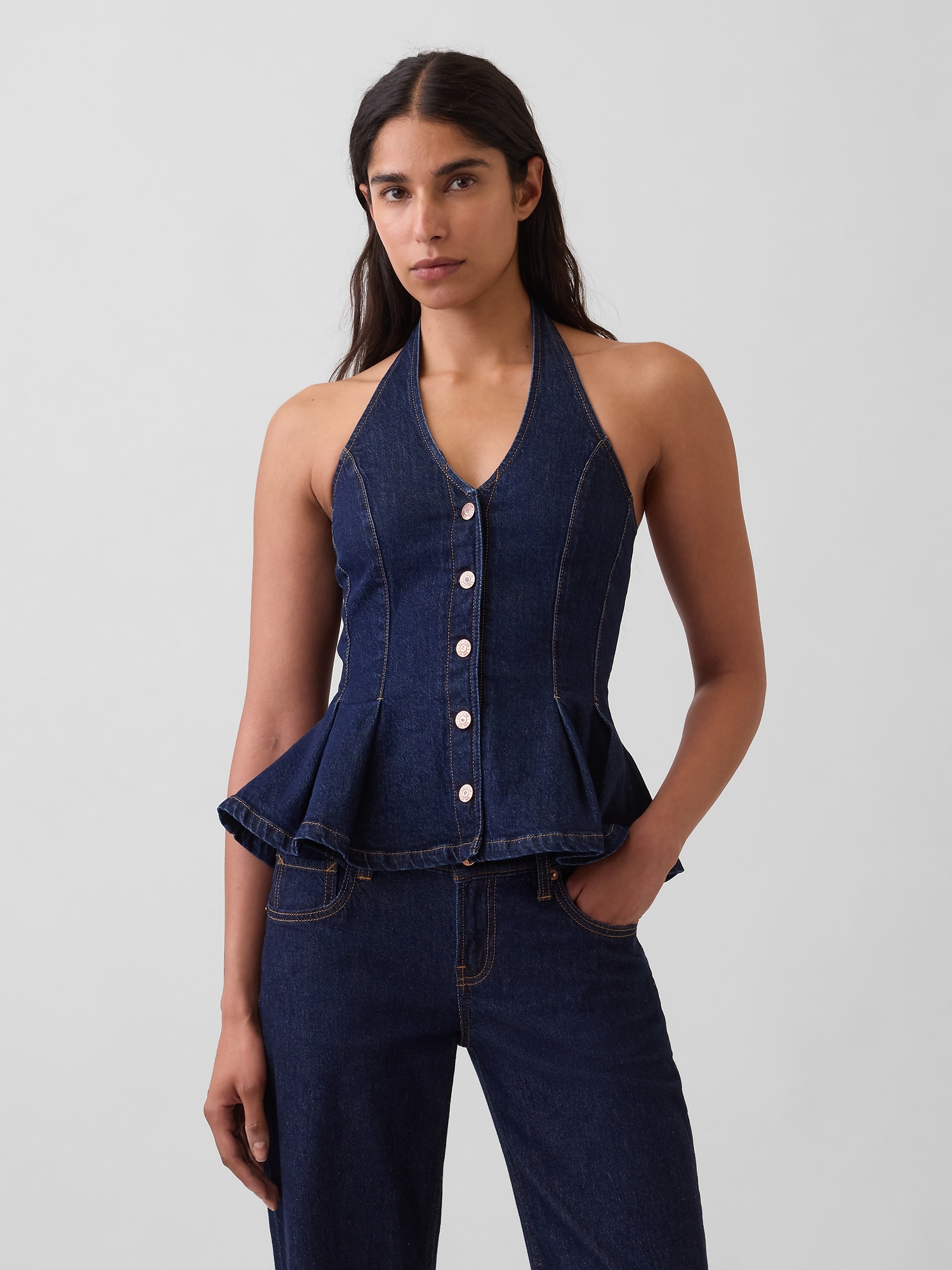 HAUT À BASQUE AJUSTÉ EN DENIM À ENCOLURE BAIN DE SOLEIL