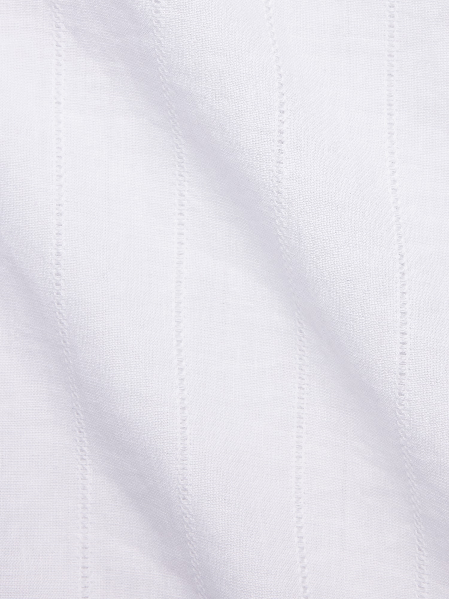 Standard-Fit Linen-Cotton Eyelet Stripe Resort Shirt