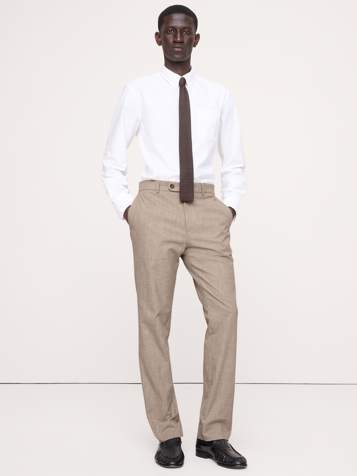 PANTALON HABILLÉ INFROISSABLE À COUPE ÉTROITE