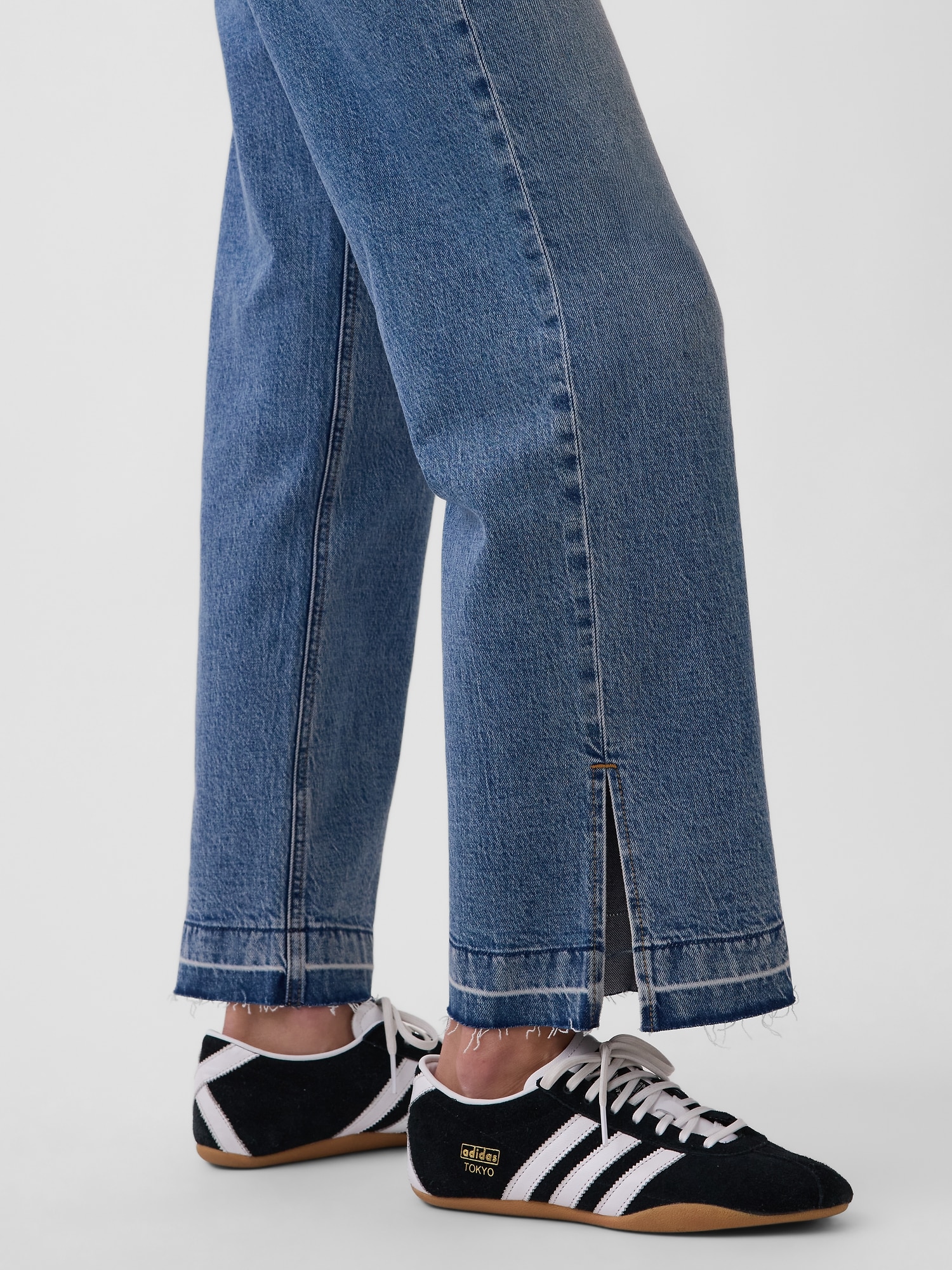Low Rise '90s Loose Split-Hem Jeans