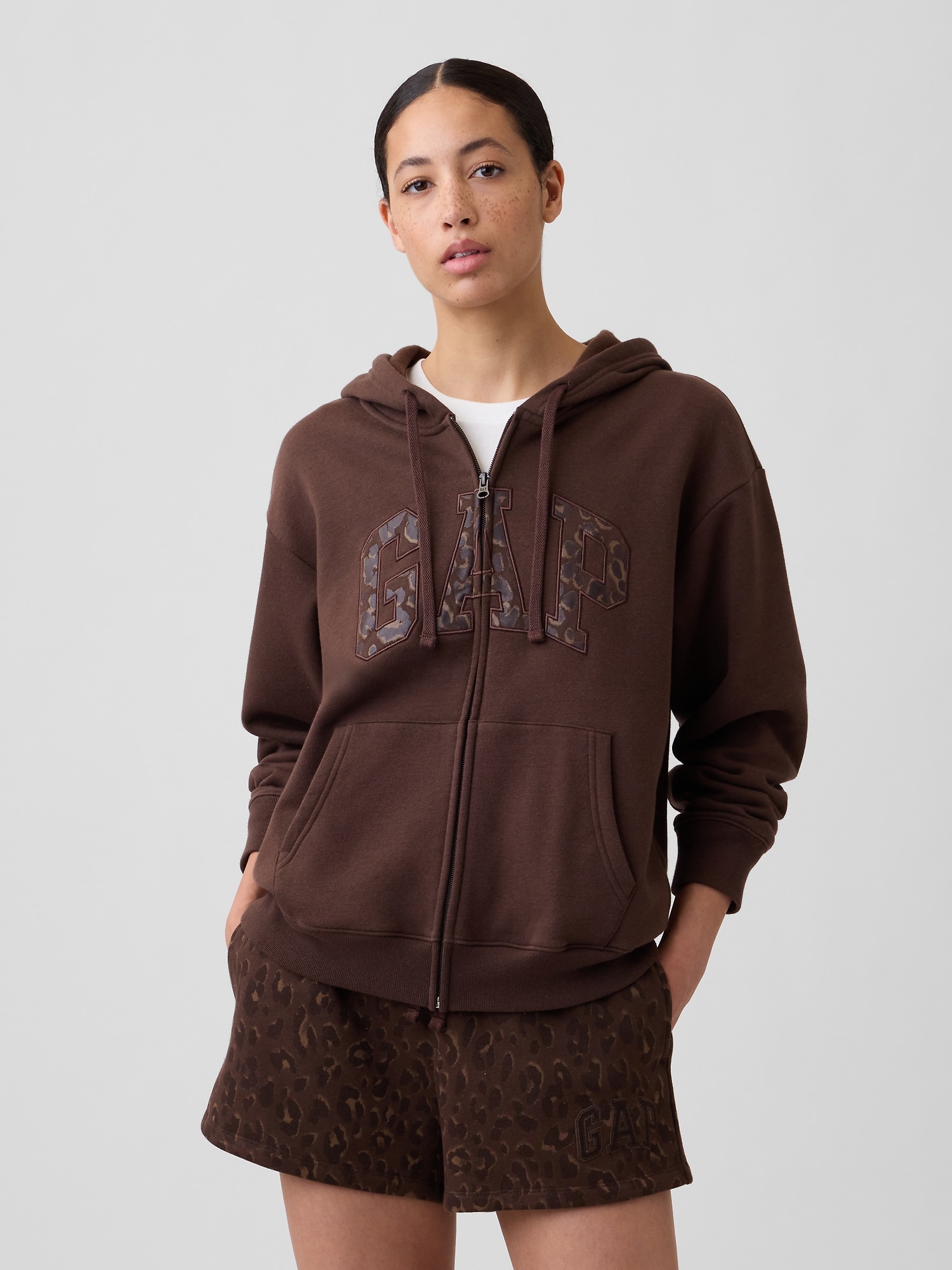 Relaxed Gap Logo Zip Hoodie
