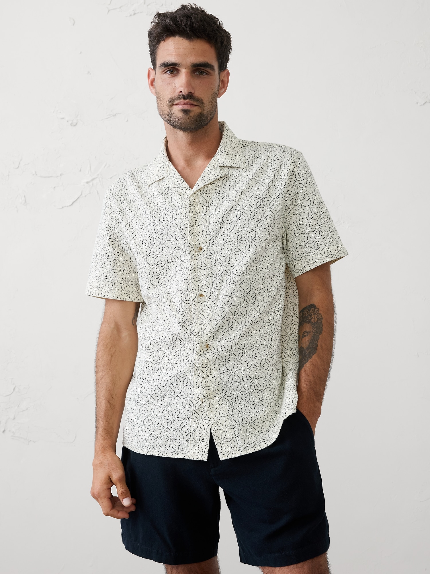 Standard-Fit Textured Resort Shirt