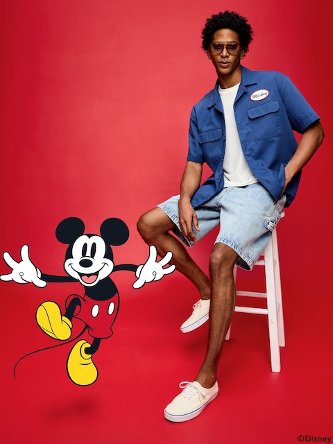 Old Navy x Disney Mickey Mouse Short-Sleeve Twill Camp Shirt for Men