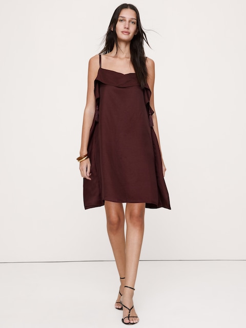 ROBE COURTE EN LIN ET VISCOSE AVEC BORDURE À PAMPILLES À L'OURLET