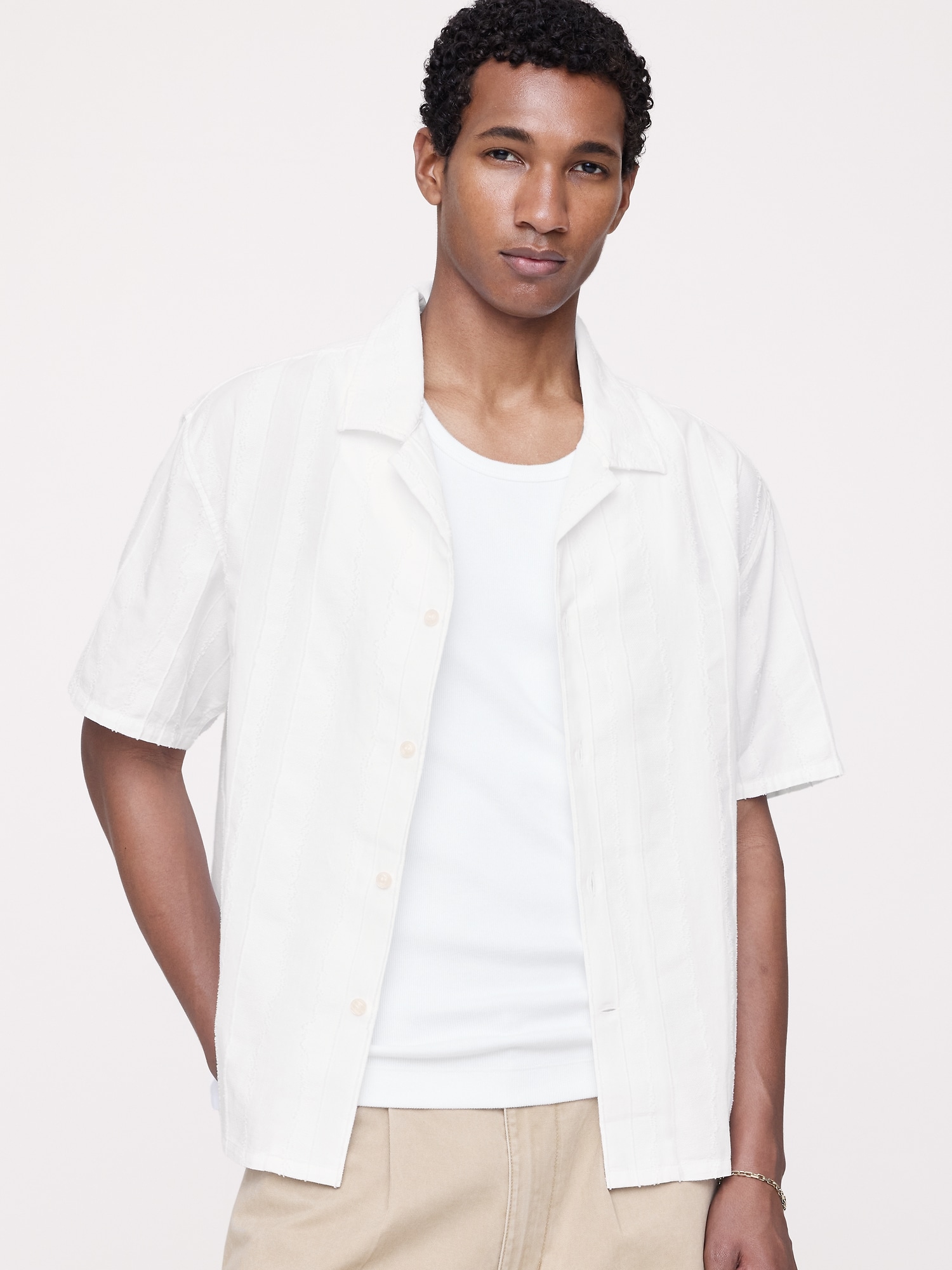CHEMISE DE VACANCES DÉCONTRACTÉE EN JACQUARD DE COTON ET DE LIN