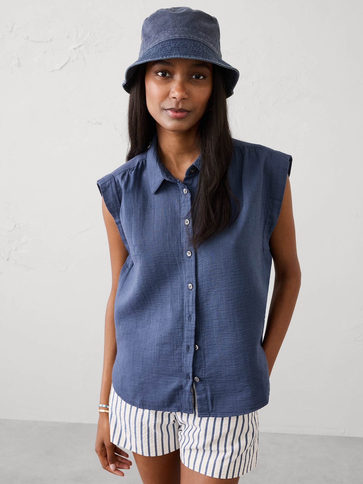 Gauze Soft-Gathered Shirt