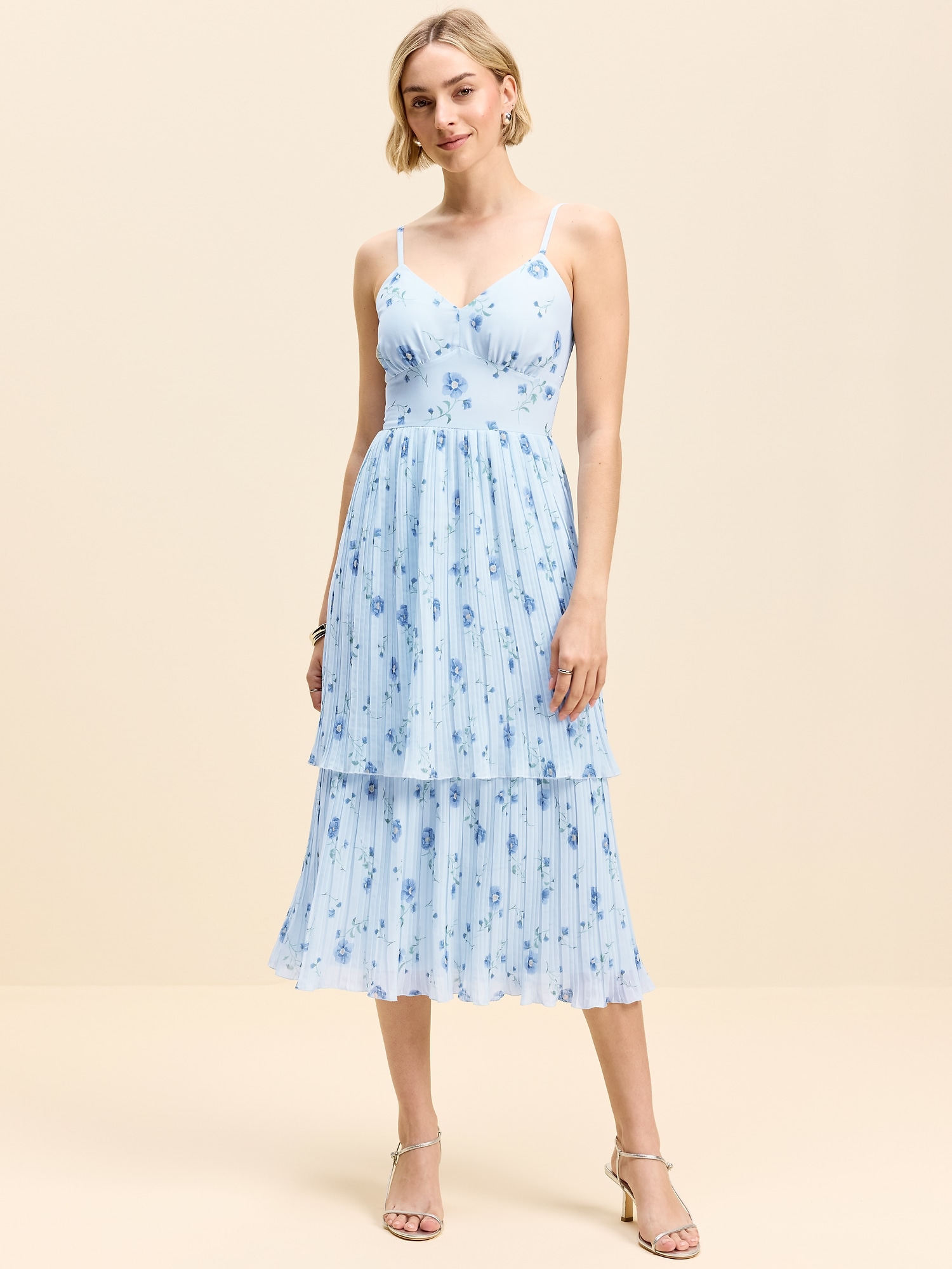 ROBE MI-LONGUE AJUSTÉE ET ÉVASÉE À PLIS MOMENTS SIGNÉS OLD NAVY