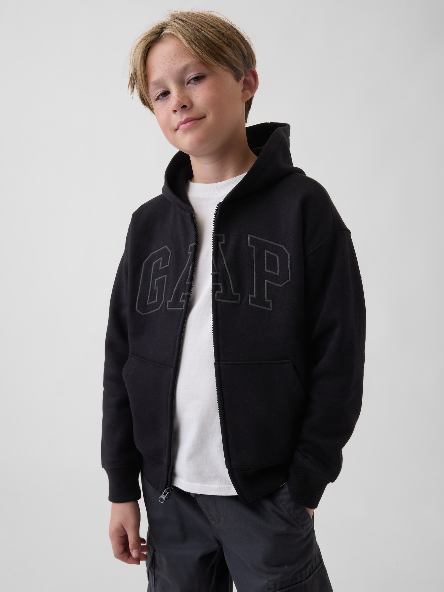 Gap公式オンラインストア | Kids Relaxed Gap Logo Zip Hoodie