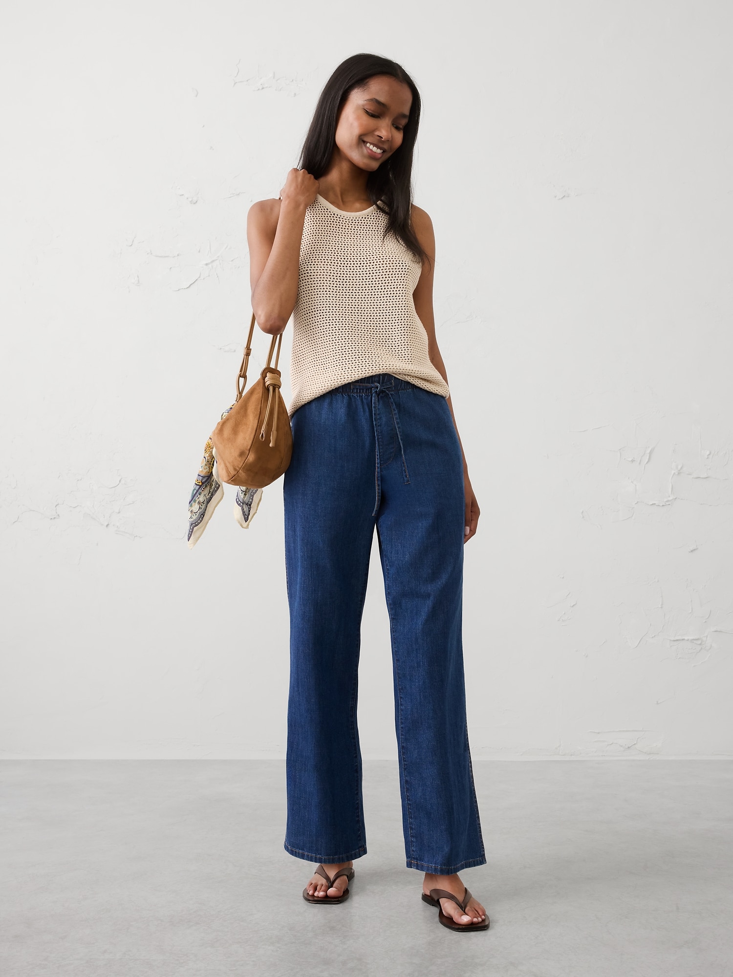 Straight-Leg Mid-Rise Summerweight Pull-On Jean
