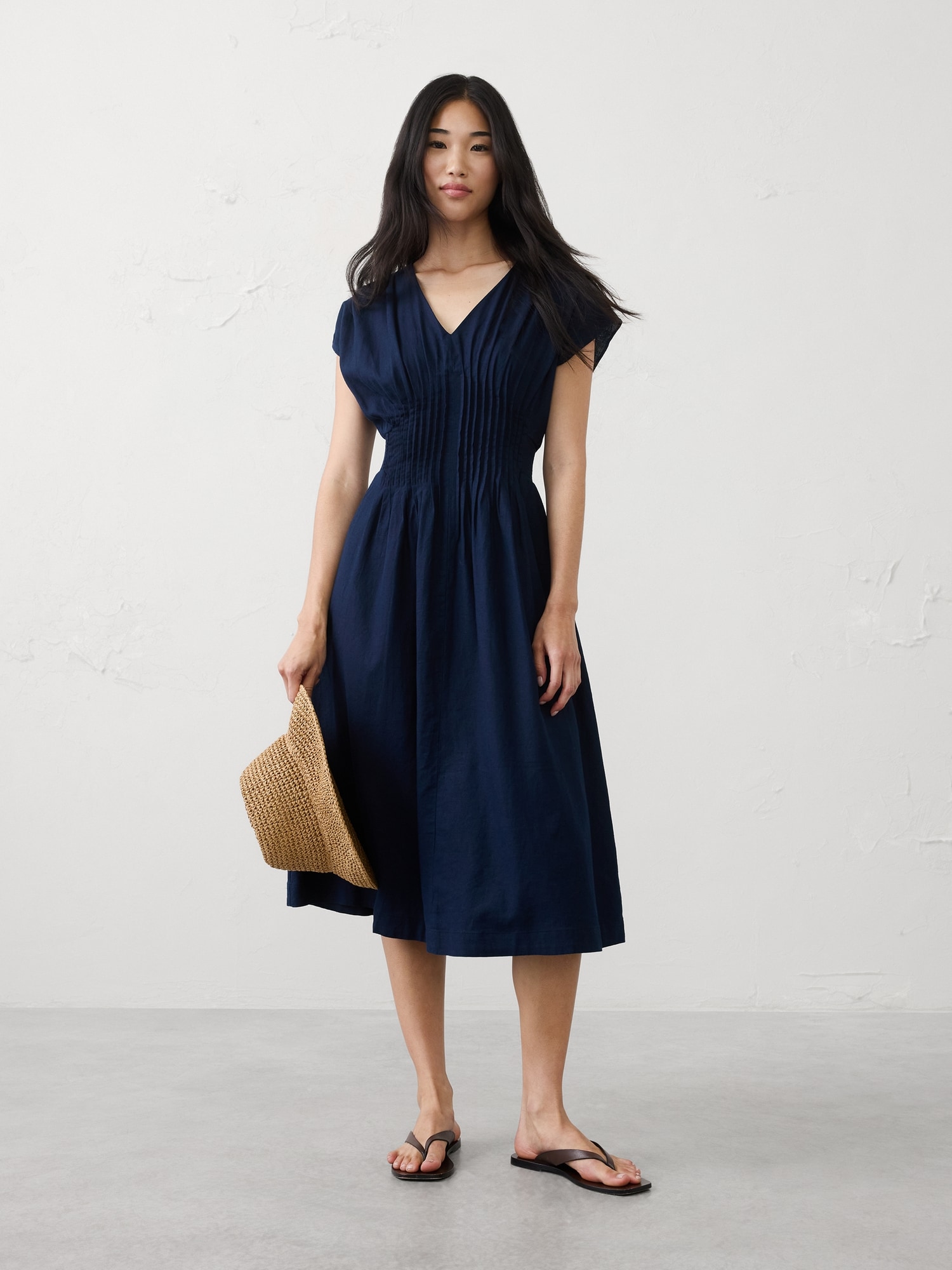 Linen-Blend Pleated-Waist Midi Dress
