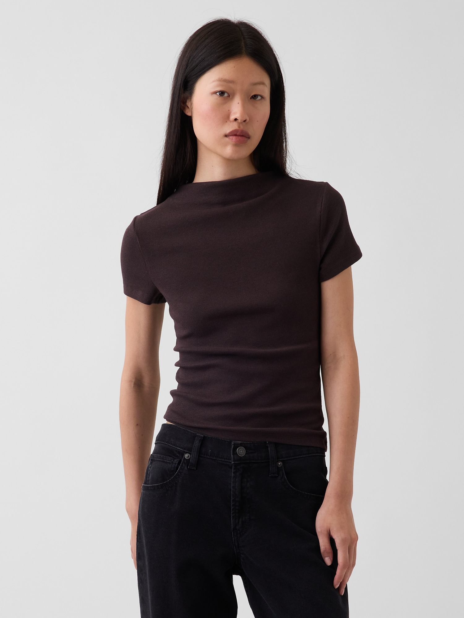 Gap Modern Rib Mockneck Crop T-shirt In Terra Brown