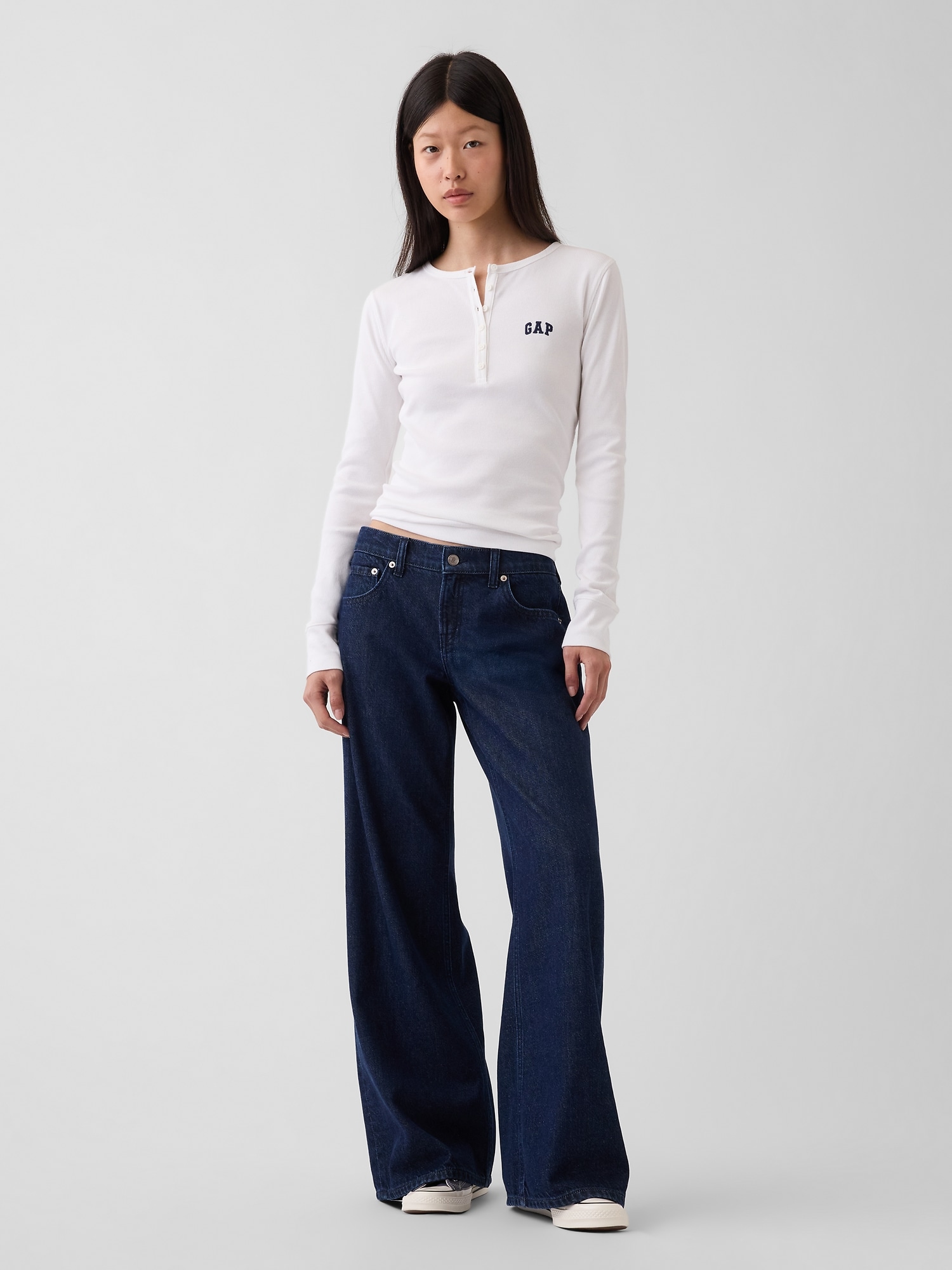 Gap公式オンラインストア | リブ GAPロゴ ヘンリーネックTシャツ