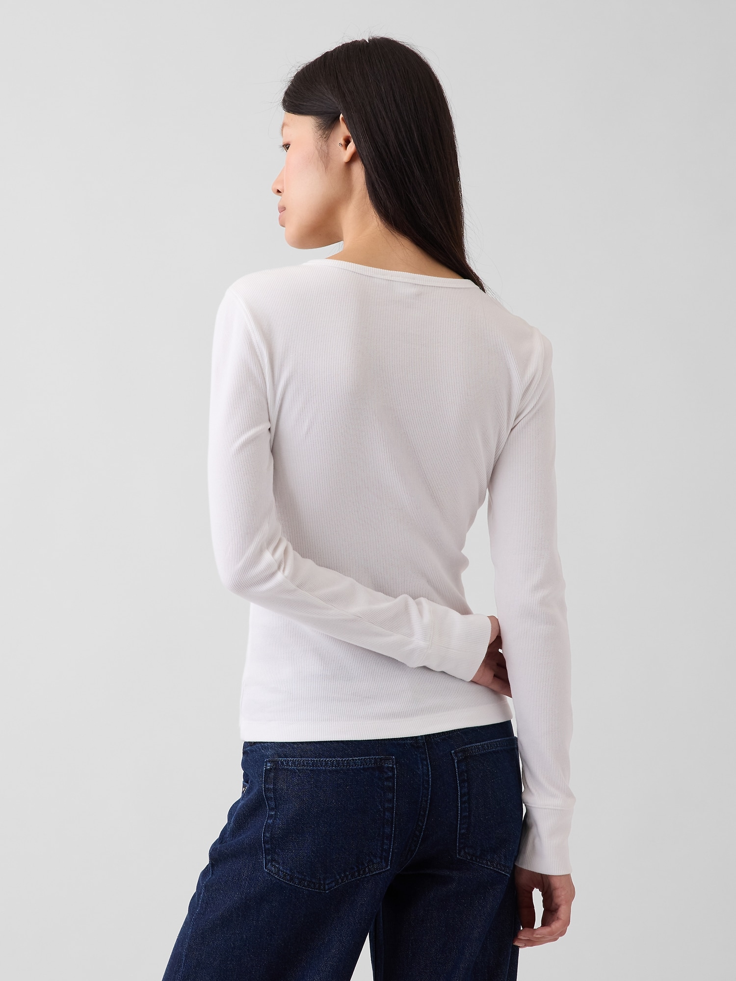 Gap公式オンラインストア | リブ GAPロゴ ヘンリーネックTシャツ