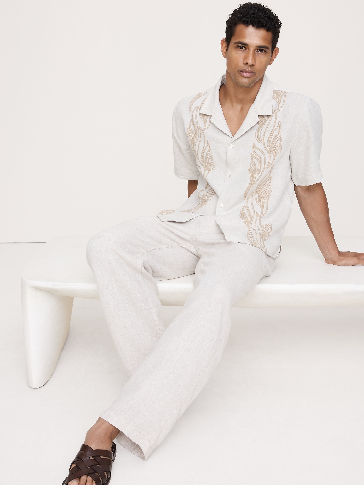 Relaxed-Fit Embroidered Linen Resort Shirt