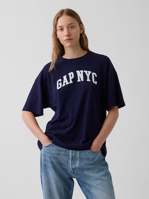 GAP NYCロゴ オーバーサイズTシャツ