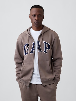リラックスフィット GAPロゴ ジップアップパーカー