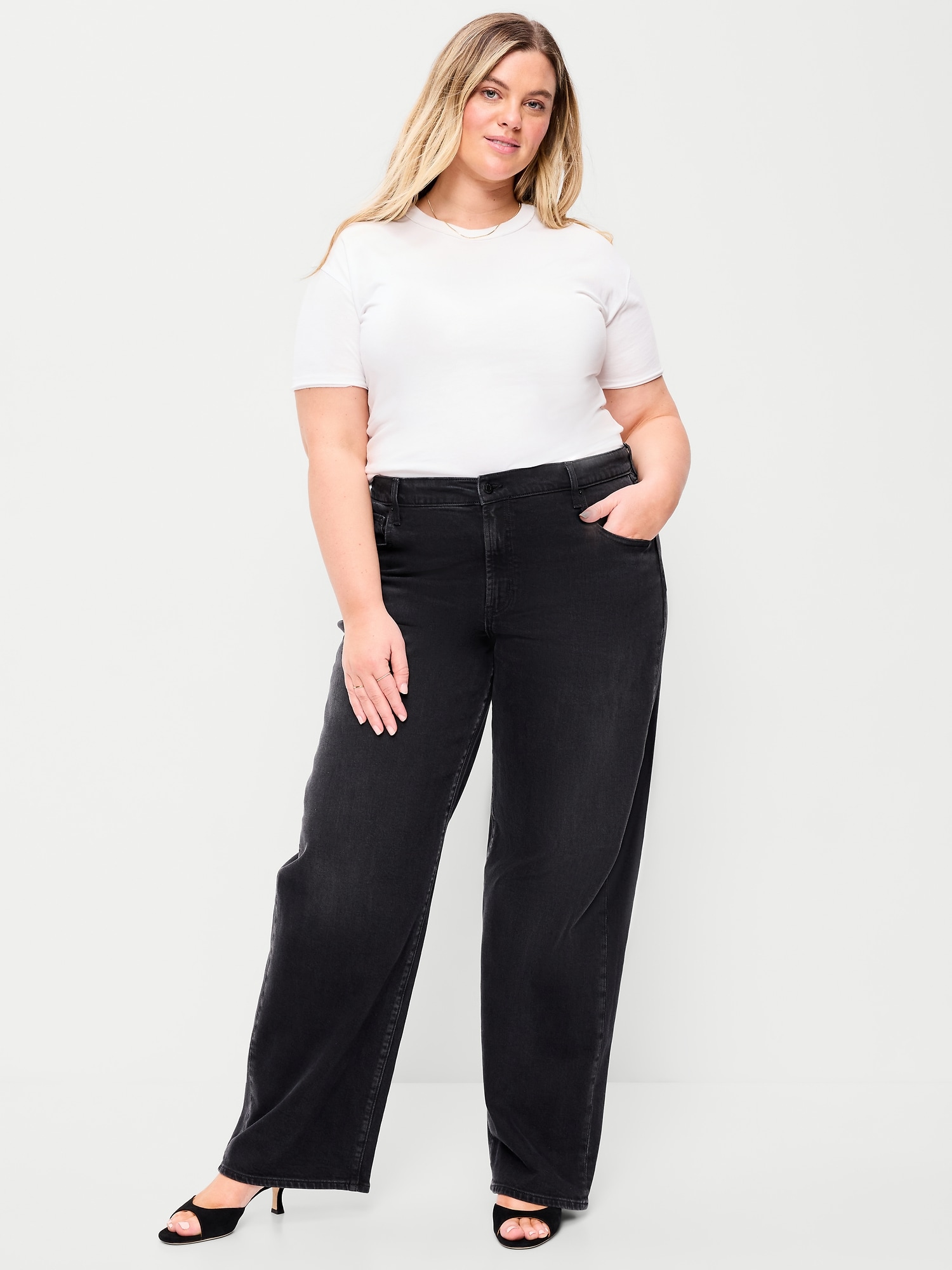 Low-Rise Loose Jeans