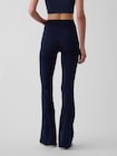 GapFit スムース ハイライズ ベビー用ブーツカットレギンス-3