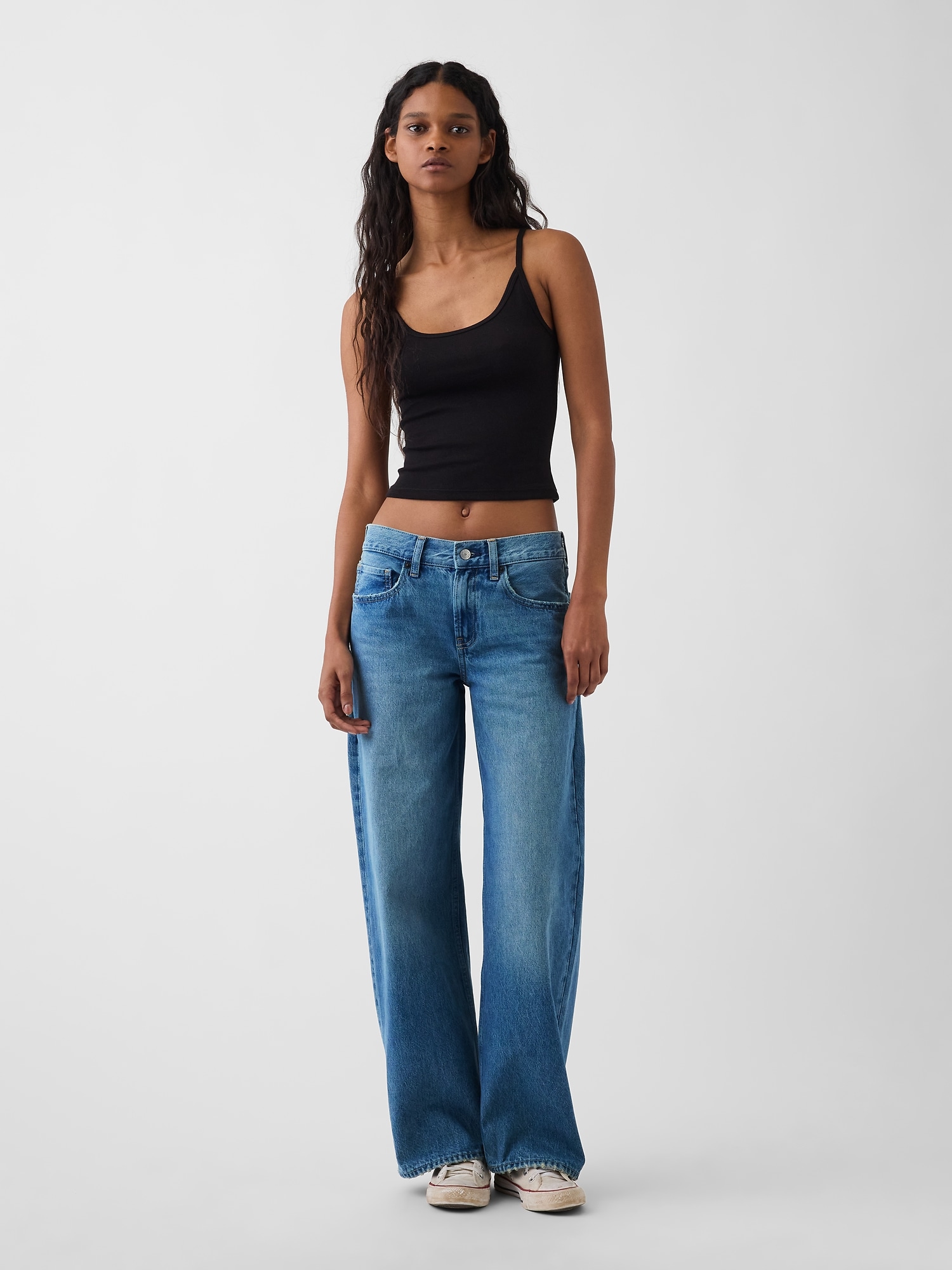 Gap The Hailey Low Rise Loose Jean In Light Indigo