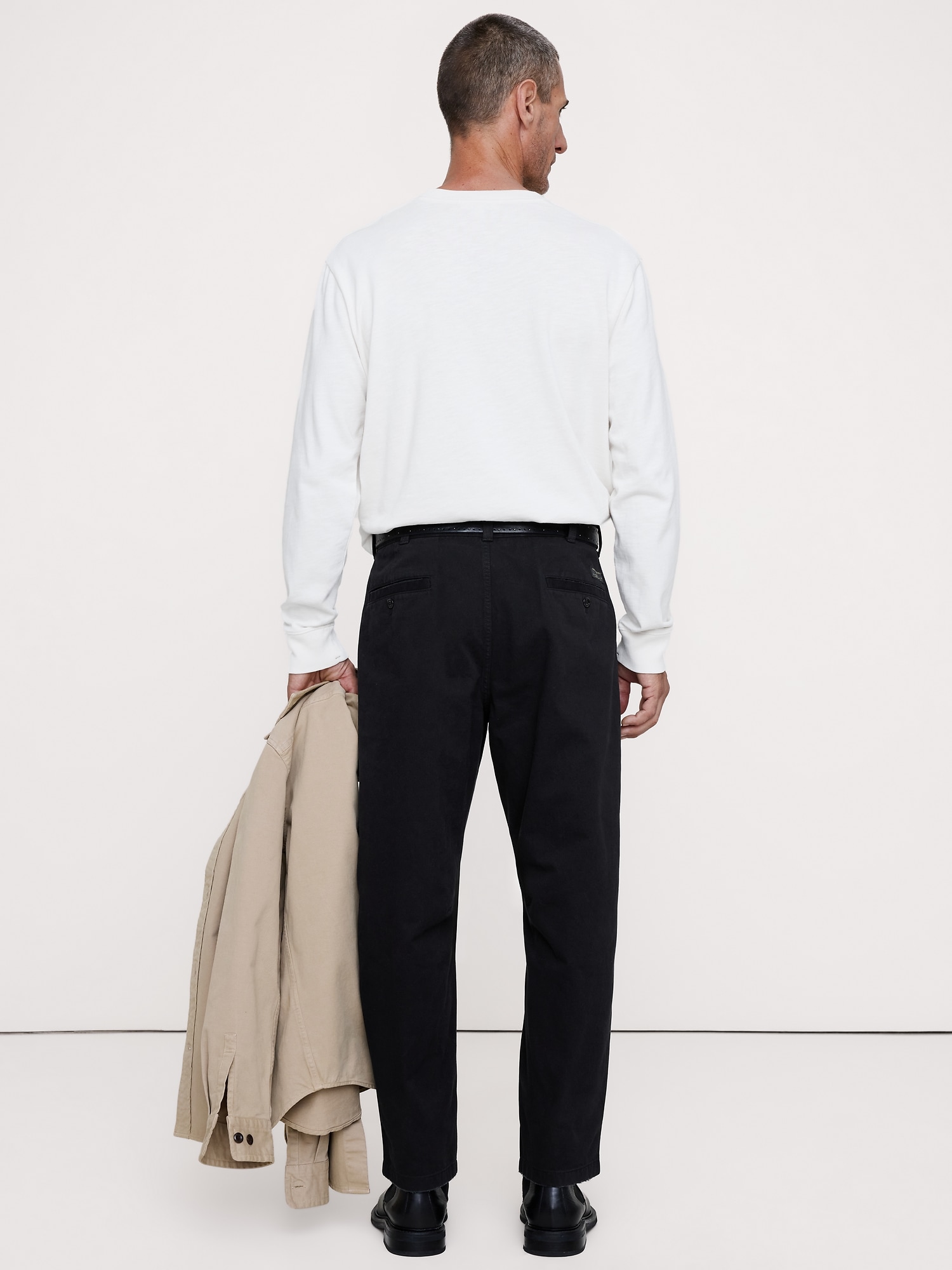 Relaxed Tapered Chino