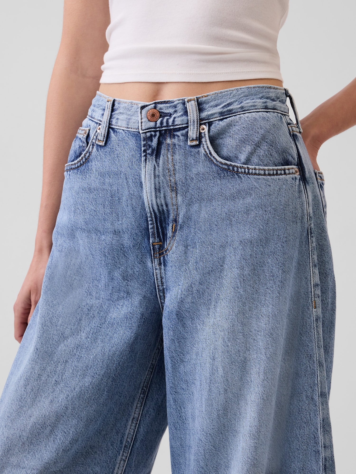 High Rise UltraSoft Horseshoe Jeans