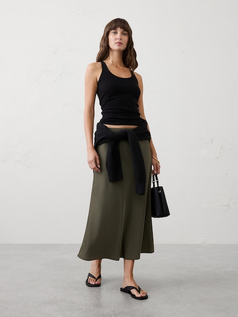JUPE MI-LONGUE À TAILLE EXTENSIBLE EN SERGÉ LUSTRÉ