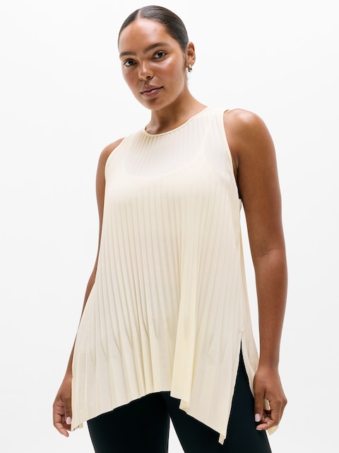 Featherweight Plissé Tank