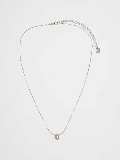 Single Layer Solid Pendant Necklace