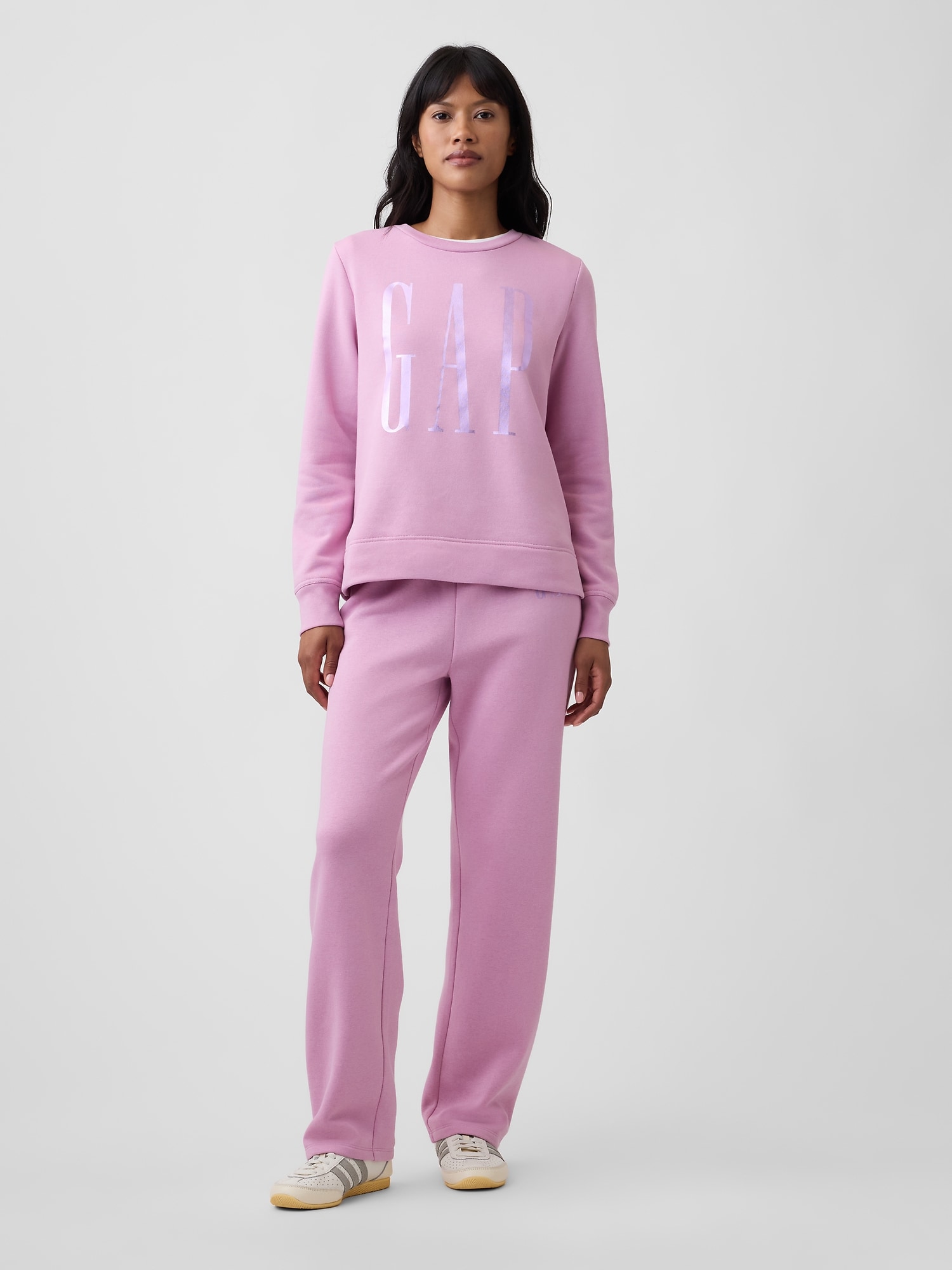 Gap Logo Pull-On Slim Sweatpants