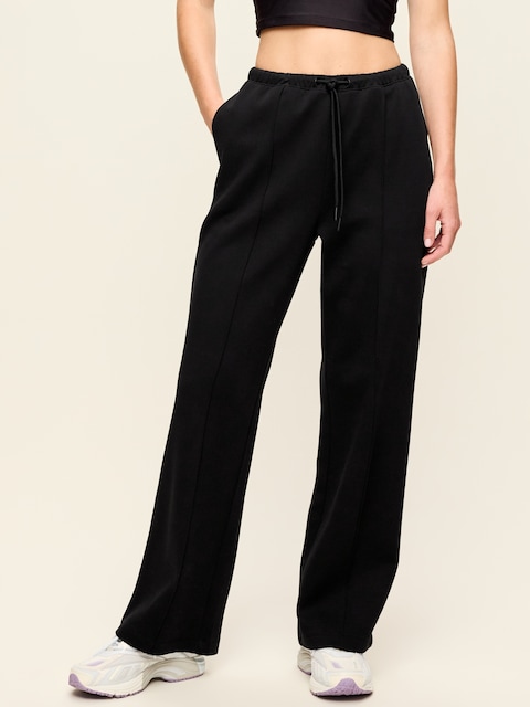 PANTALON CARGO À TAILLE MI-BASSE ET JAMBE LARGE EN MOLLETON DYNAMIQUE TEXTURÉ