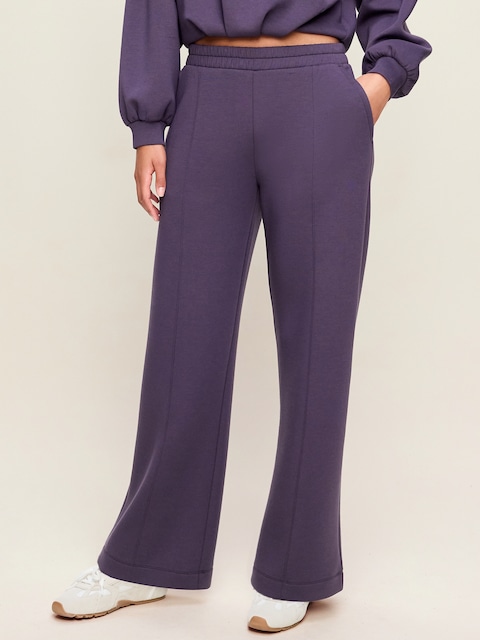 PANTALON JAMBE LARGE À TAILLE HAUTE EN MOLLETON QUI REPREND SA FORME