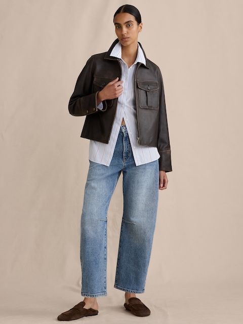 Mid-Rise Barrel Crop Jean