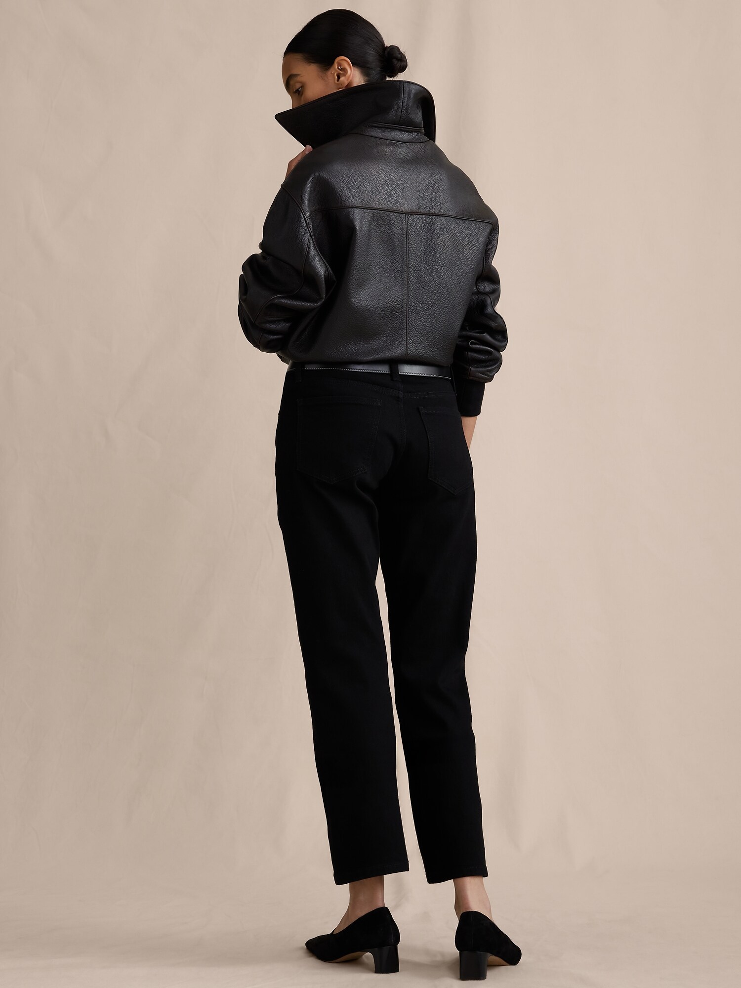 Low-Rise Kick-Straight Jean