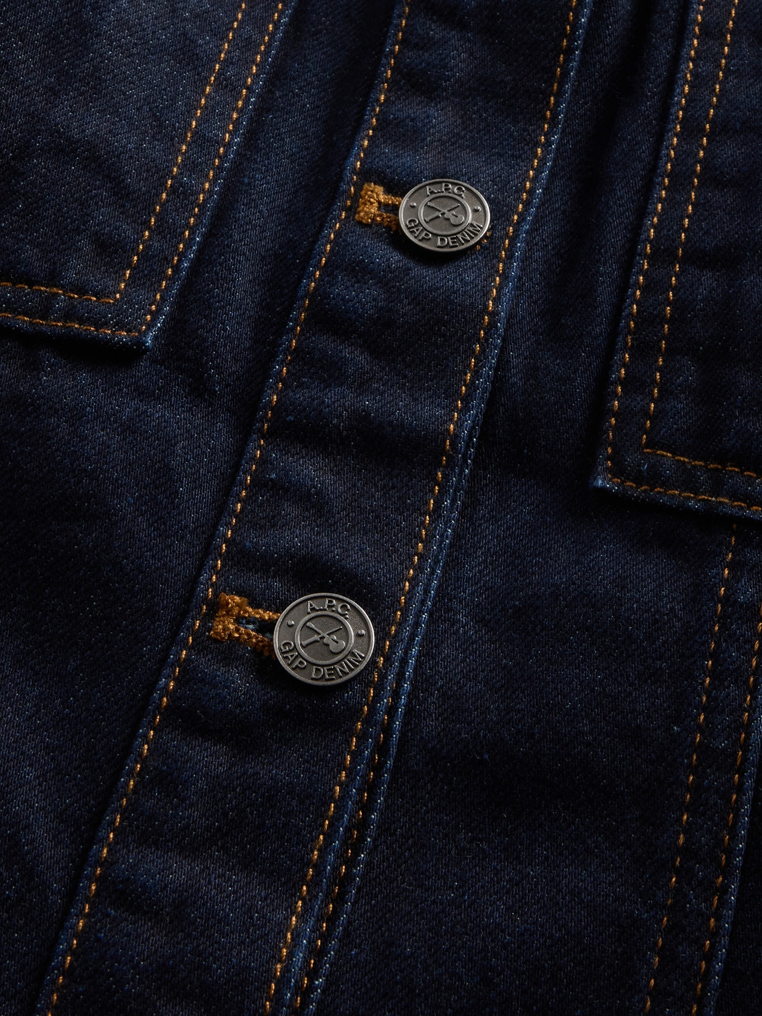 Gap公式オンラインストア |Gap × A.P.C. ストラクチャー デニムジャケット