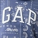 リラックスフィット GAPロゴパーカー