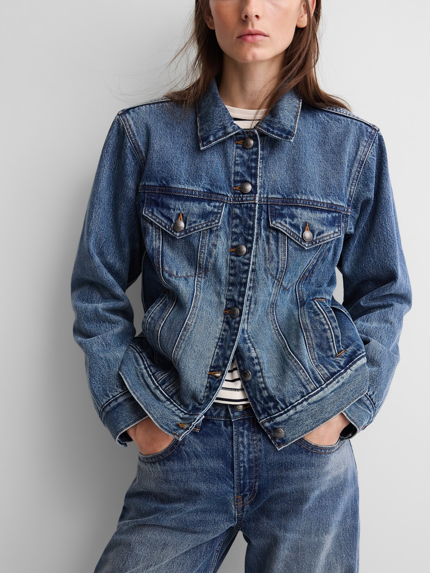 A.P.Cダークデニム デニムジャケット Gap公式オンラインストア |Gap × A.P.C. 裏地付き アイコンデニム