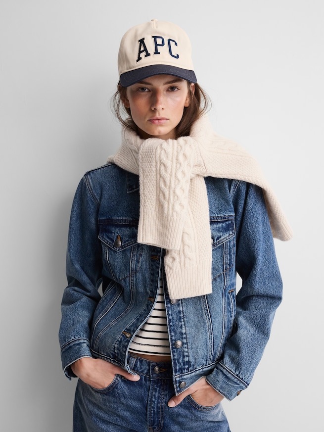 Gap &times; A.P.C. ロゴ ベースボールキャップ-1