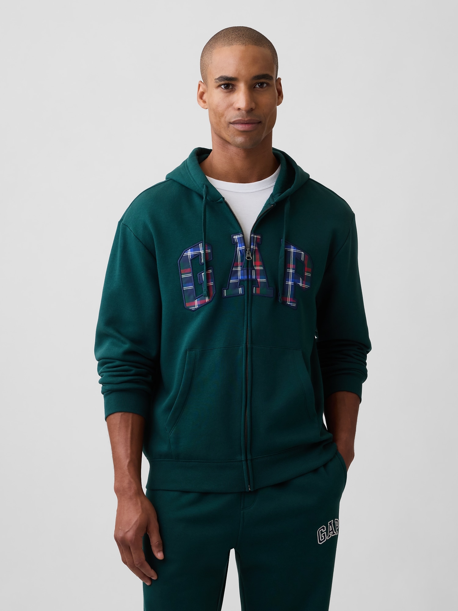 リラックス GAP ロゴ ジップアップパーカー パーカー XL Gap公式オンラインストア | リラックス GAPロゴ ジップアップパーカー