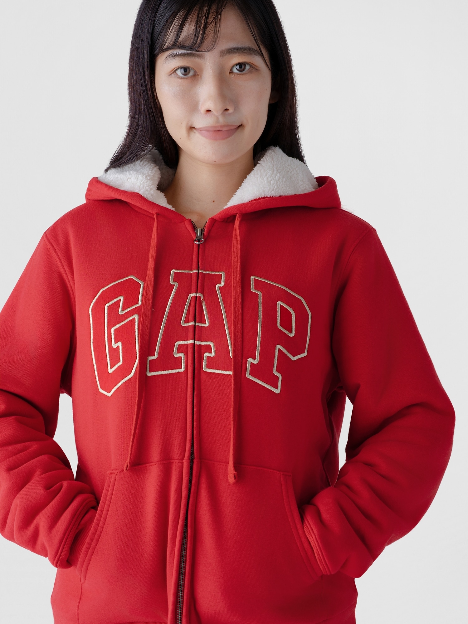 Gap公式オンラインストア | リラックスフィット GAPロゴ 裏ボア ジップ