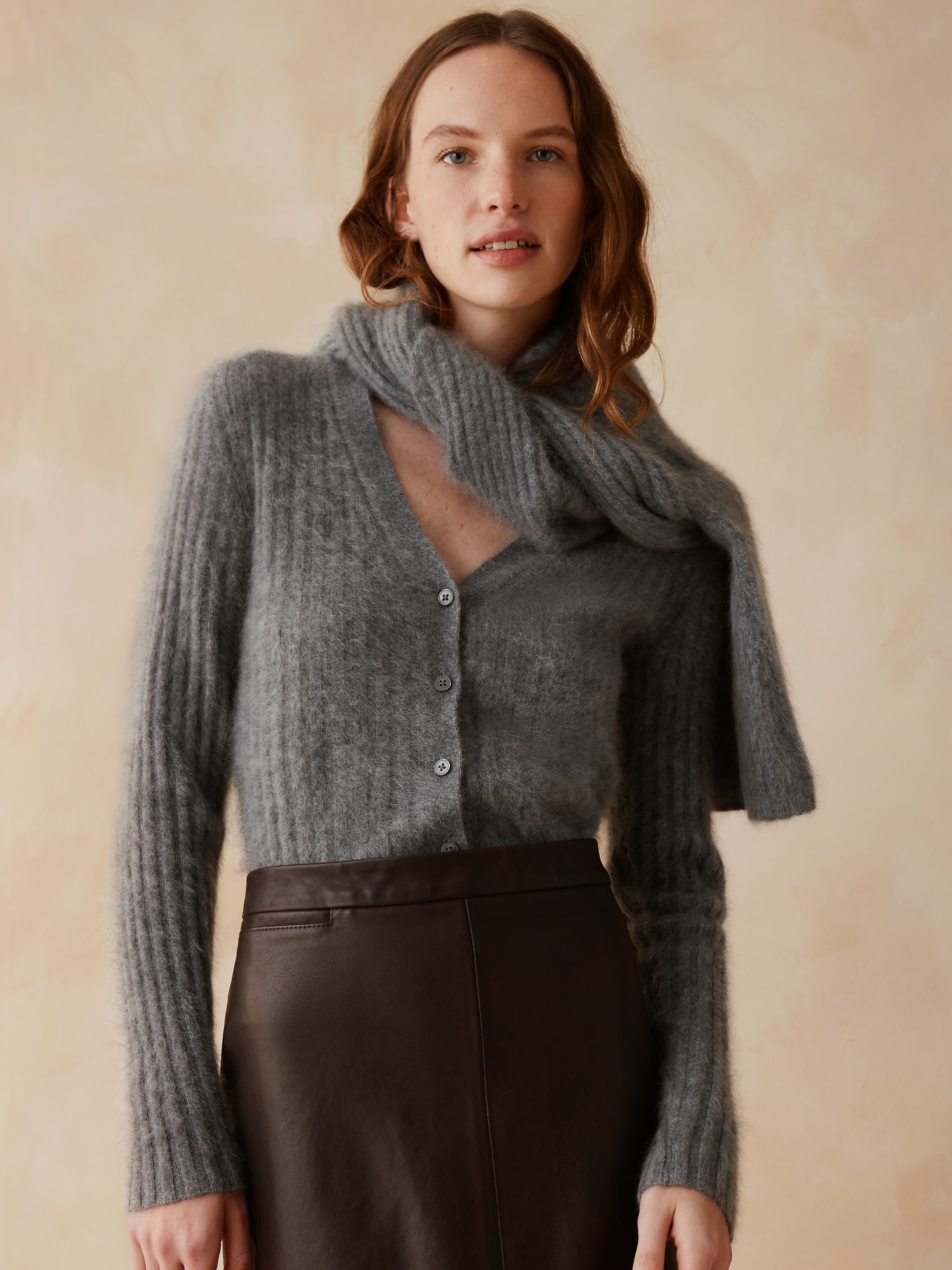 Banana Republic x Zankov |  Ludivine ブラッシュド カシミヤ カーディガン-0