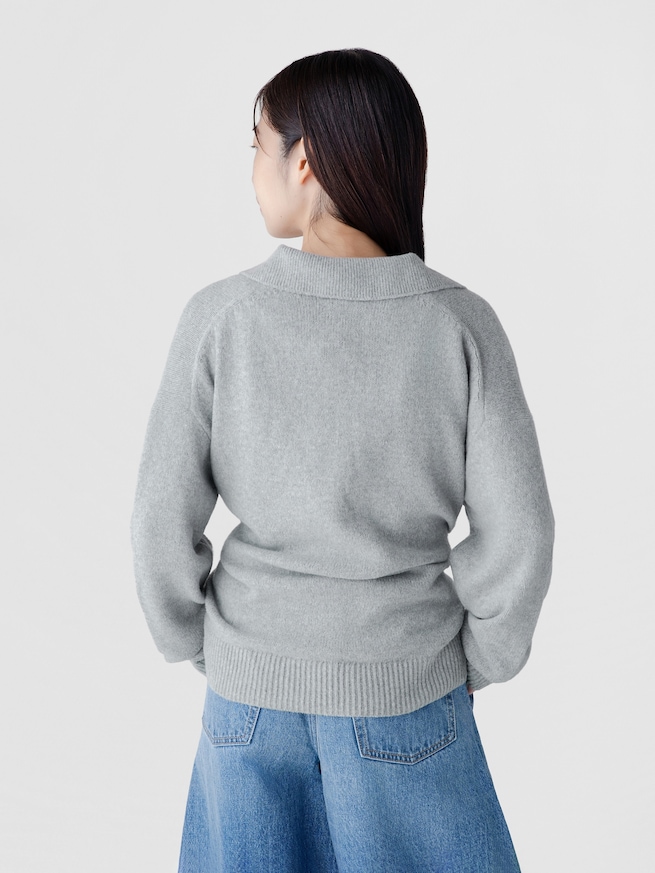 CashSoft カシミヤタッチ オーバーサイズ GAPロゴ ジョニーカラーセーター-1