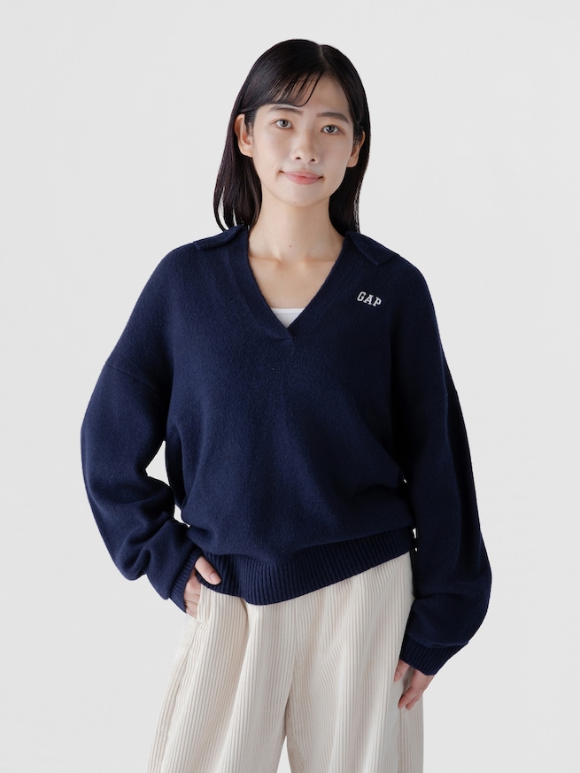 CashSoft カシミヤタッチ オーバーサイズ GAPロゴ ジョニーカラーセーター-0